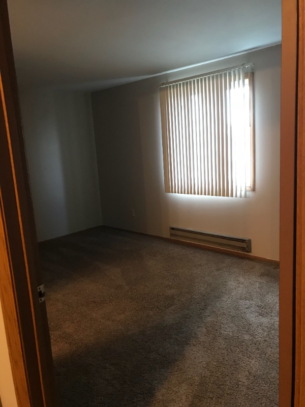 S85W18710 Jean Dr #1 - Photo 6 of 9
