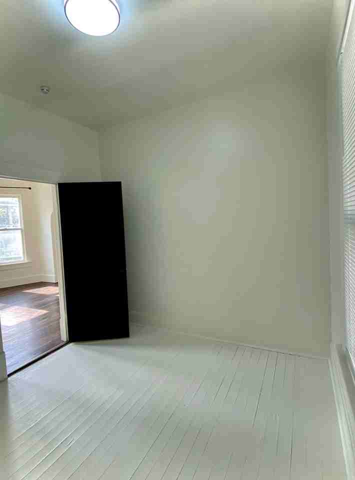 1715 S 12th St - Photo 5 of 15