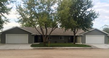 featured image of 441 6th St