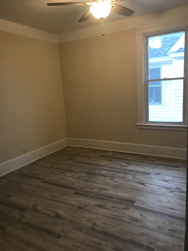 1565 Elm St #2R - Photo 5 of 9