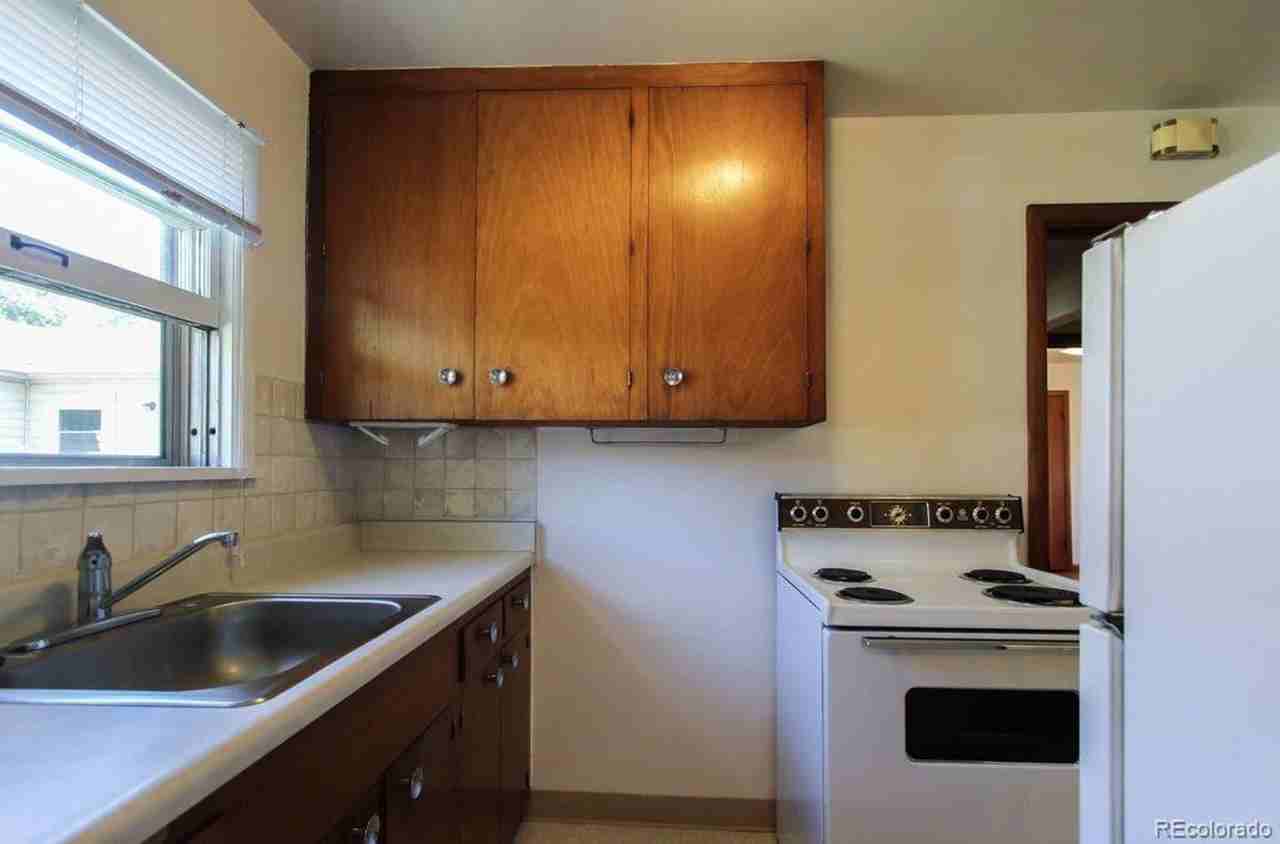 2480 S Humboldt St - Photo 5 of 11