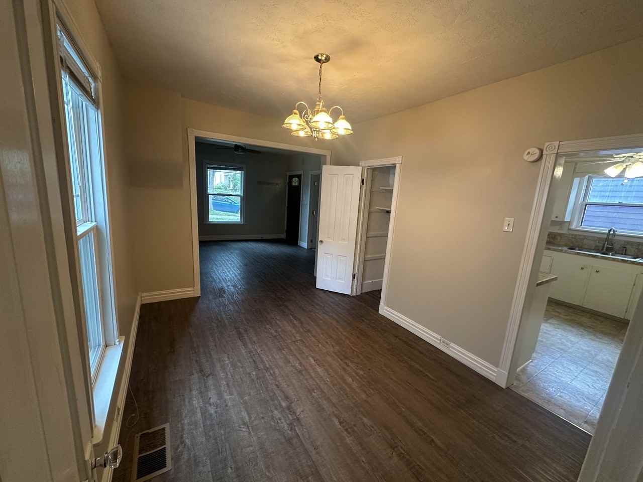 907 5th Ave - Photo 7 of 20
