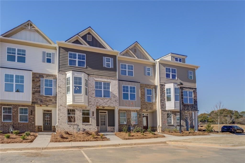 311 Gwinnett Dr - Photo 6 of 13