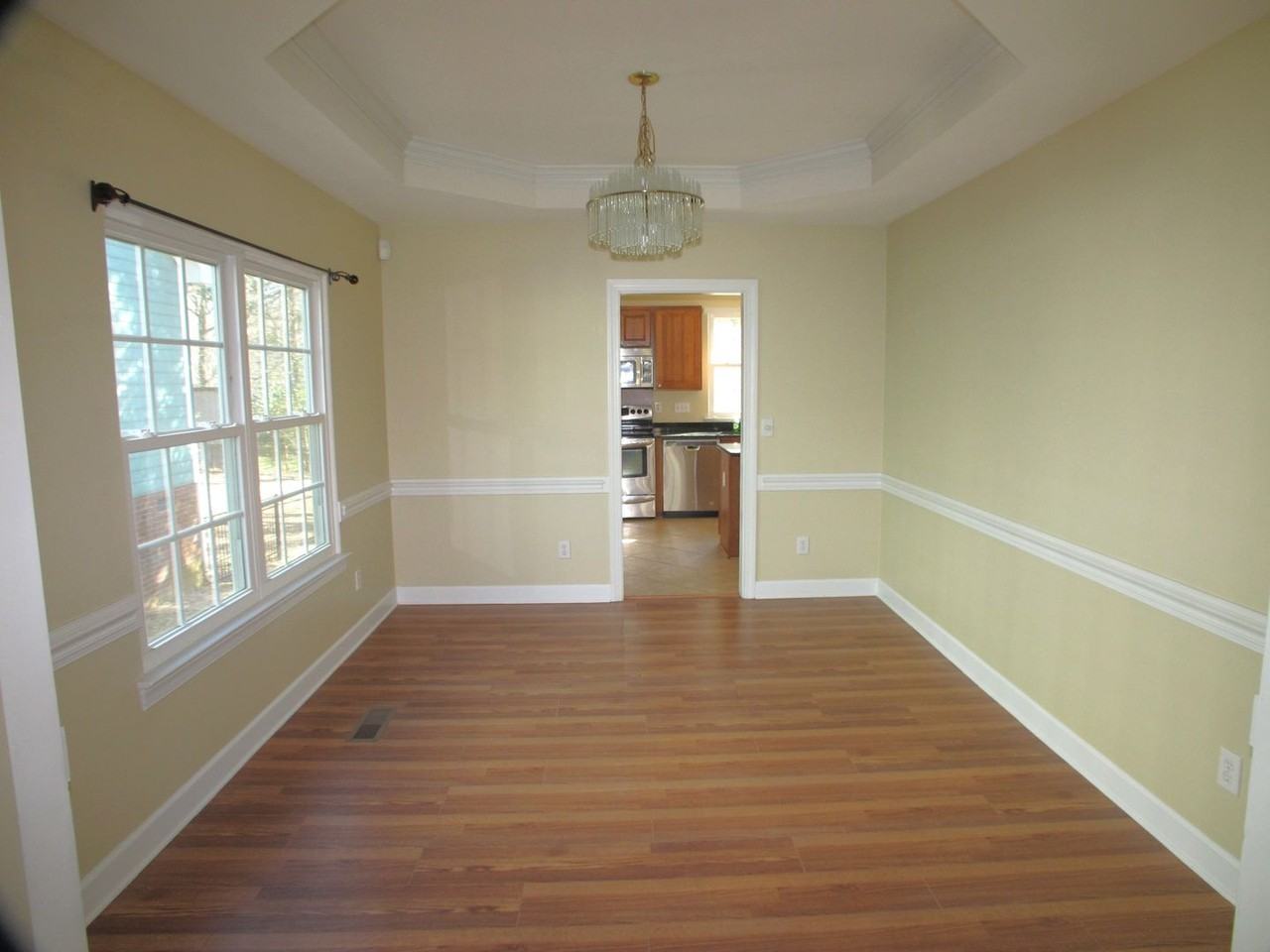 6532 Outer Bridge Ln - Photo 5 of 26