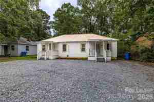 featured image of 629 Colston St