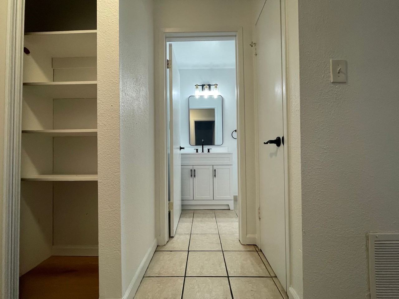 2858 Gavilan Dr - Photo 4 of 12