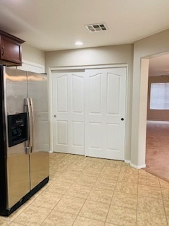 3119 E Harrison St - Photo 5 of 20