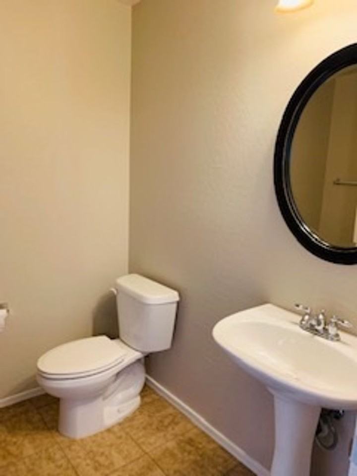 3119 E Harrison St - Photo 6 of 20