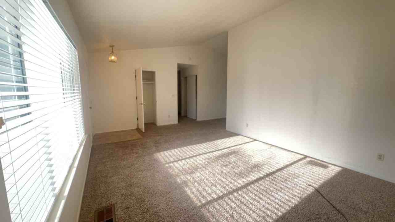 1331 Mary Jo Dr - Photo 4 of 12