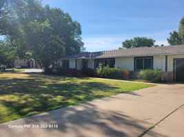 featured image of 8101 W Maple St