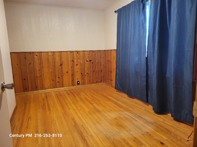 8101 W Maple St - Photo 7 of 20