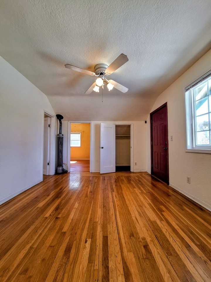 518 E Julian St - Photo 2 of 21