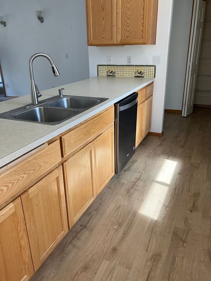 24095 Ne Dayton Ave - Photo 4 of 15