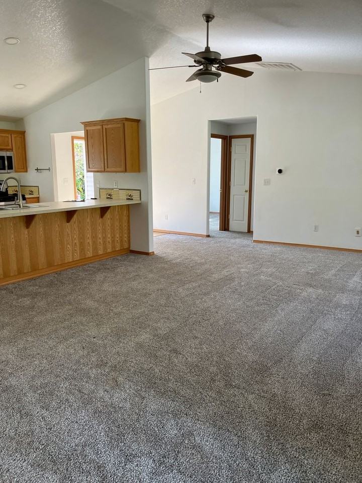 24095 Ne Dayton Ave - Photo 5 of 15