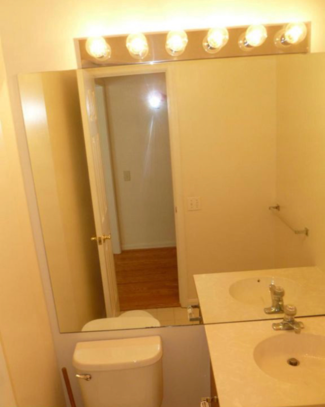 8218 Catbird Cir #202 - Photo 7 of 10