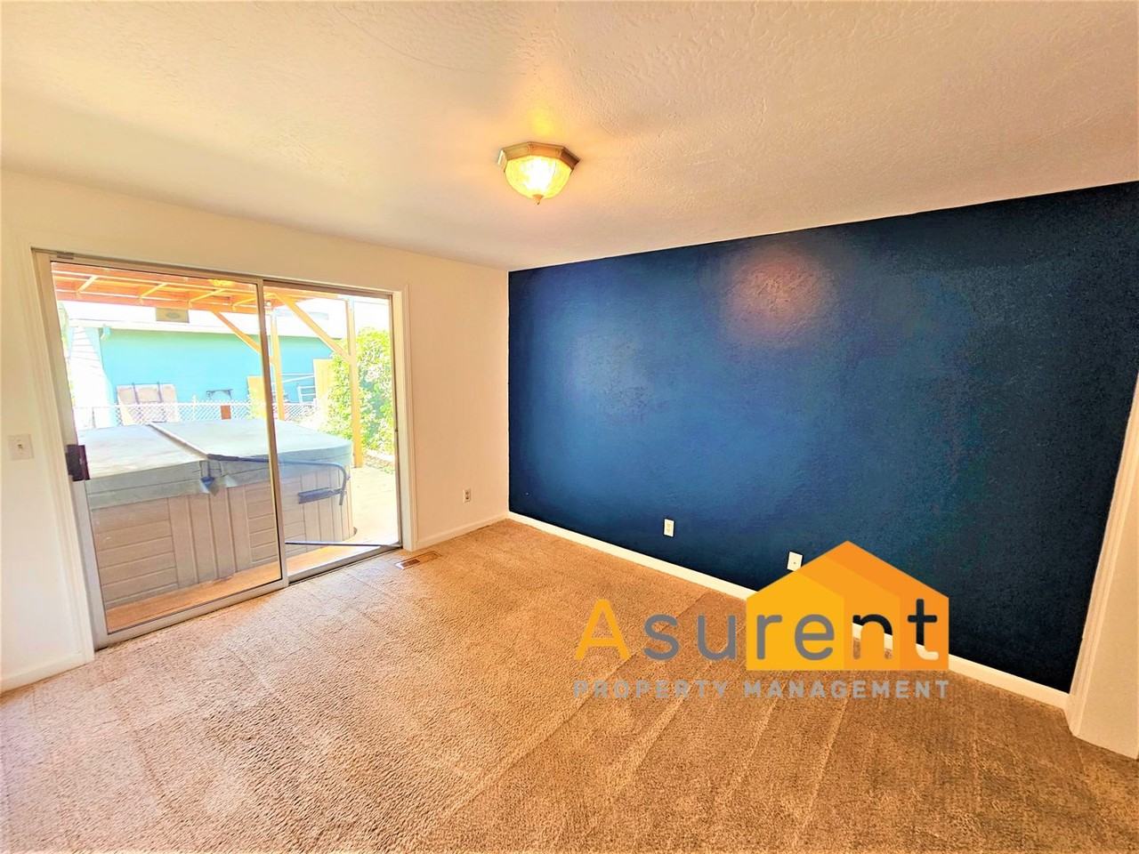 3085 Connell Ave - Photo 5 of 13