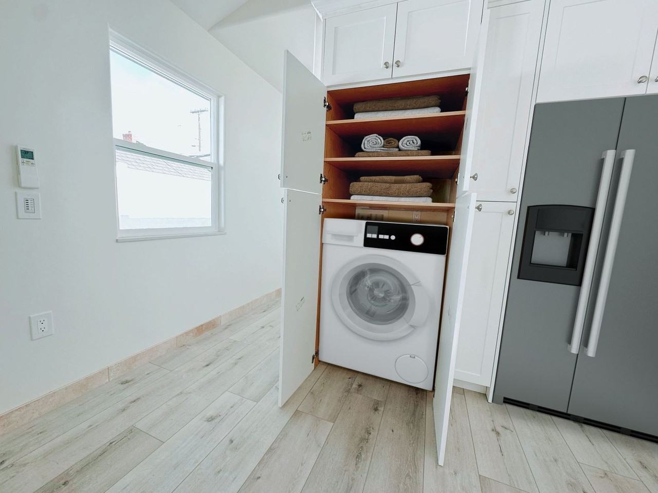 2425 Sarbonne Dr #2 - Photo 7 of 9