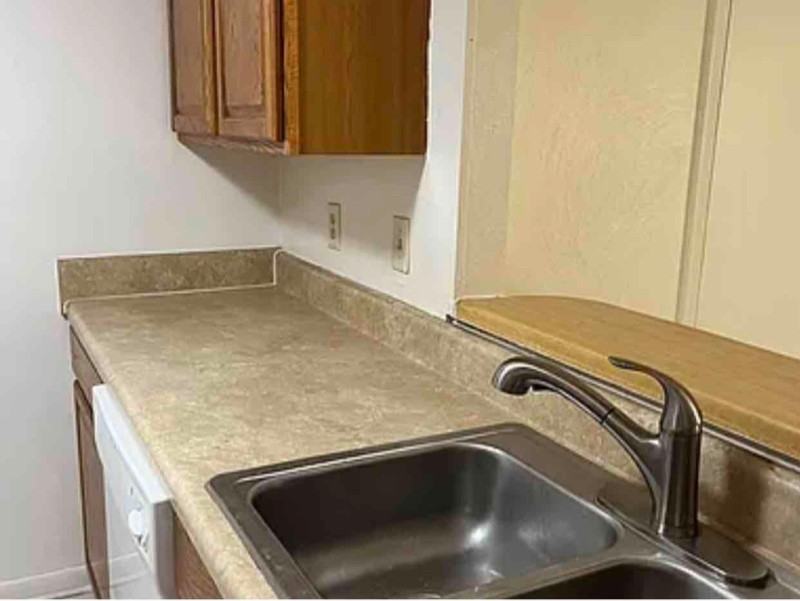 3448 Bruin Dr - Photo 4 of 9