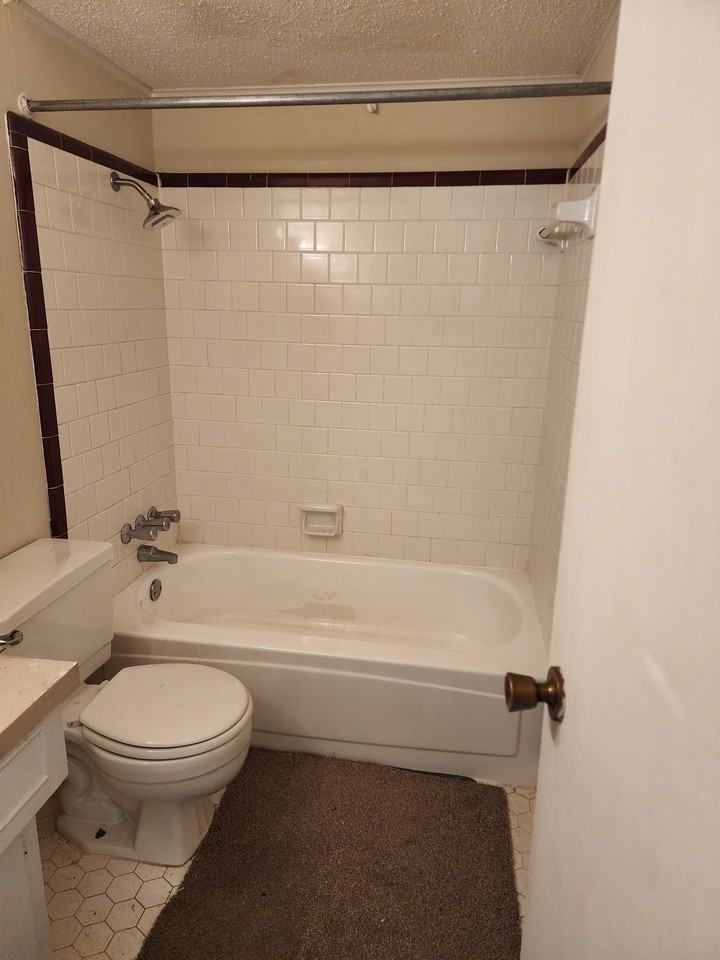 214 Sierra Madre Dr - Photo 5 of 6