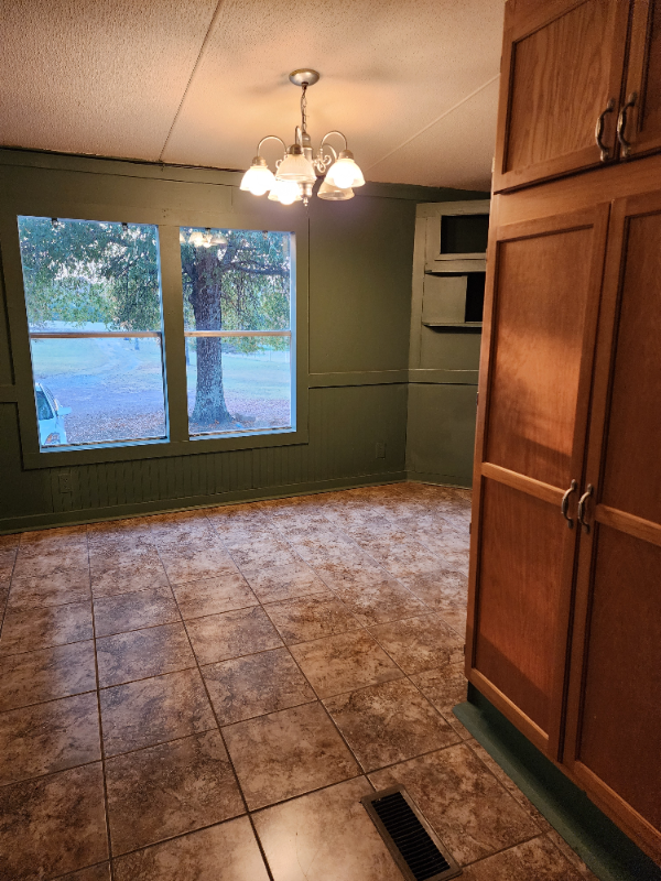 63 Autumn Hills Rd - Photo 7 of 11