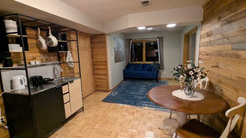 848 Aspen Dr - Photo 4 of 13