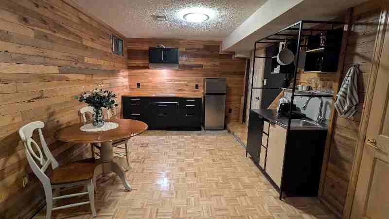 848 Aspen Dr - Photo 5 of 13
