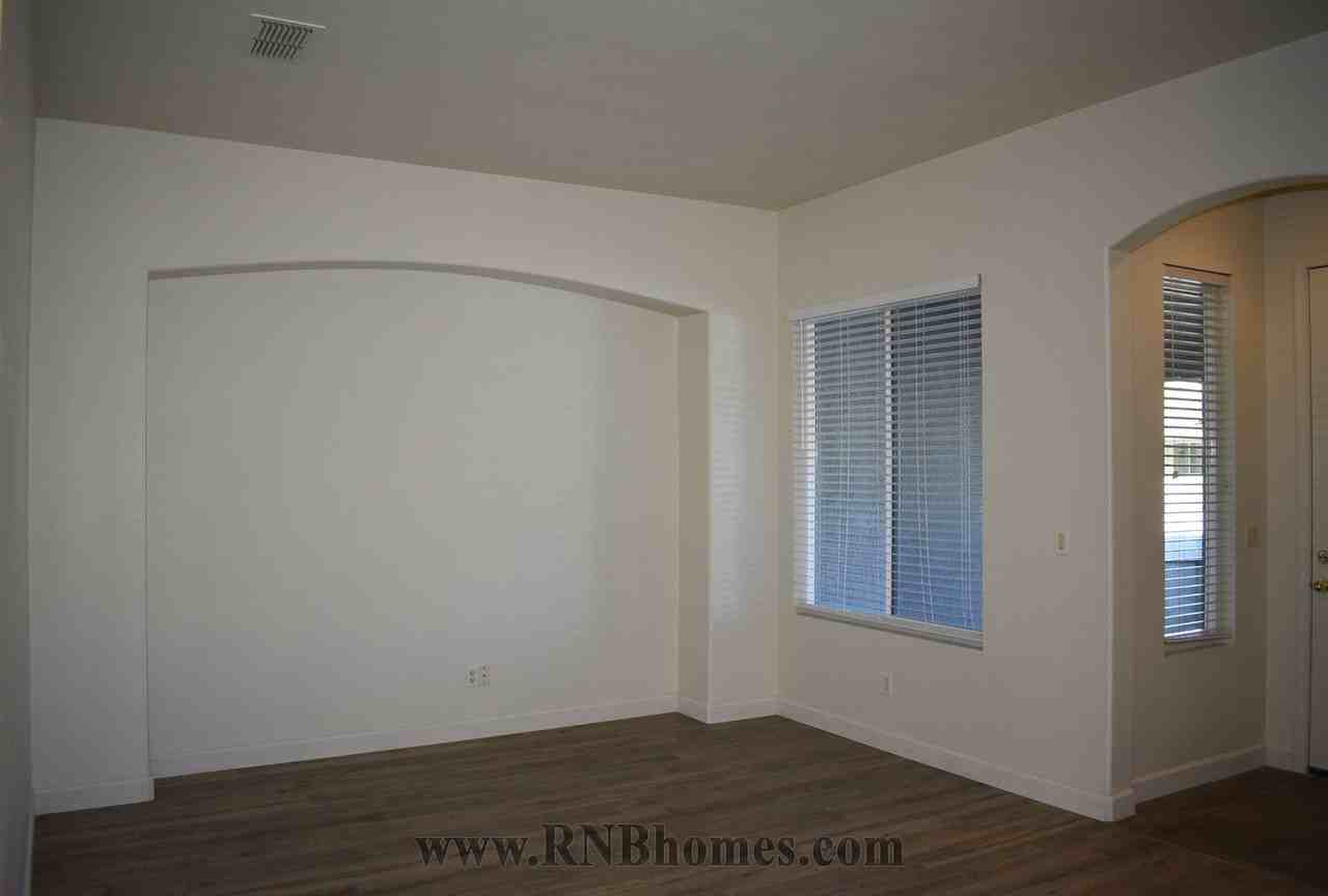 160 Jarvis Cir - Photo 3 of 26