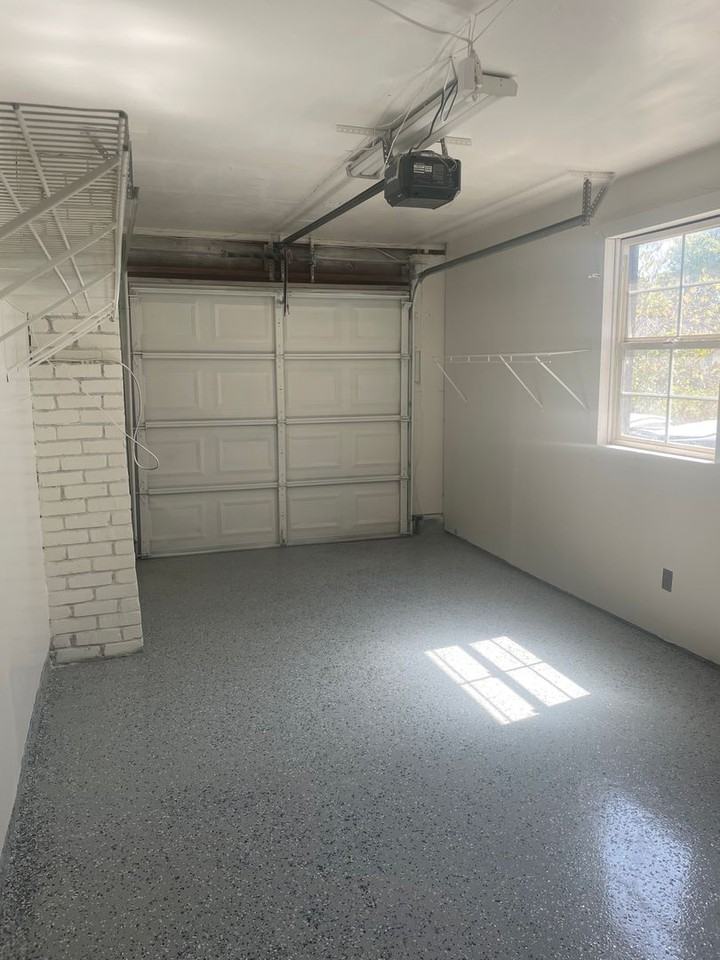 5250 Standish Rd - Photo 3 of 17