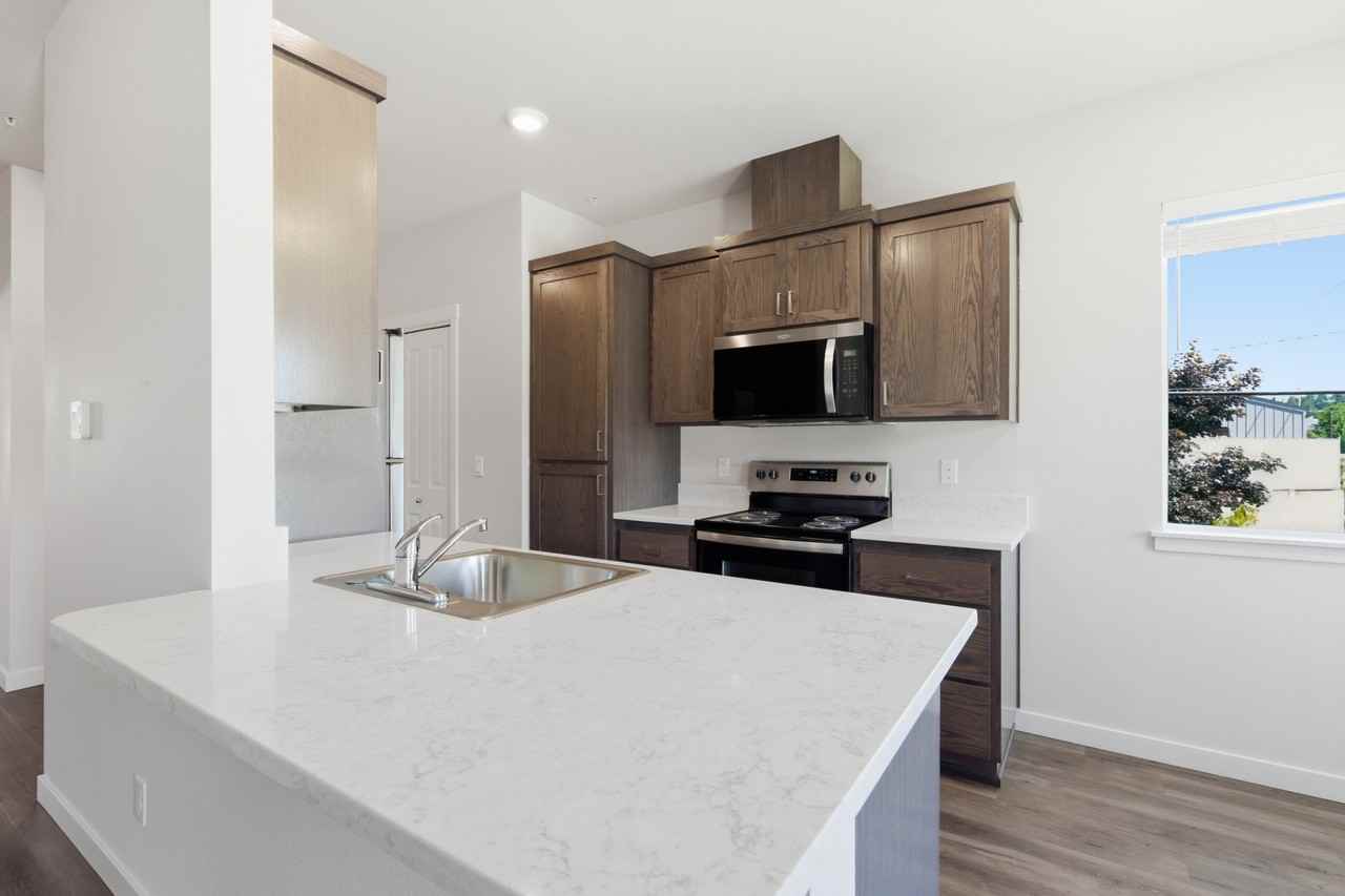 1435 Mildred Lane Southeast - Photo 7 of 20