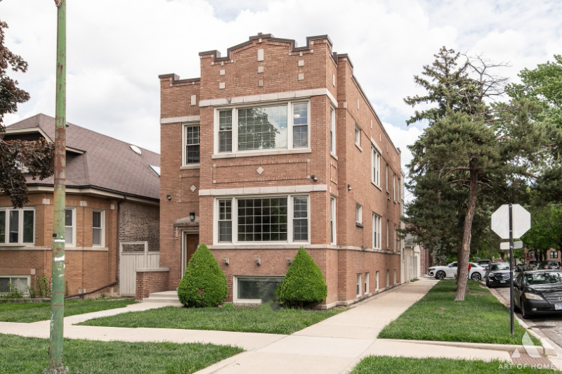 3301 N Kilbourn Ave #1