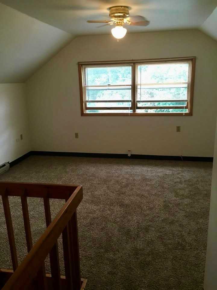 114 Spruce St #D - Photo 5 of 7