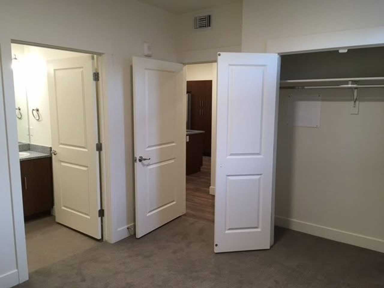 670 670 E 700 N - E101 - Entire - Photo 5 of 15