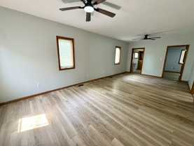 1045 2nd Ave E - Photo 1 of 1