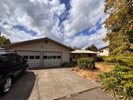 featured image of 1496 Nw Almira St