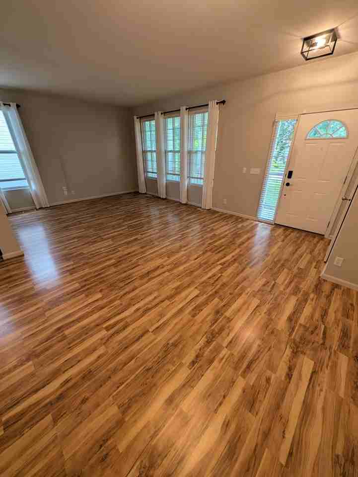 908 Mineral Dr - Photo 5 of 47