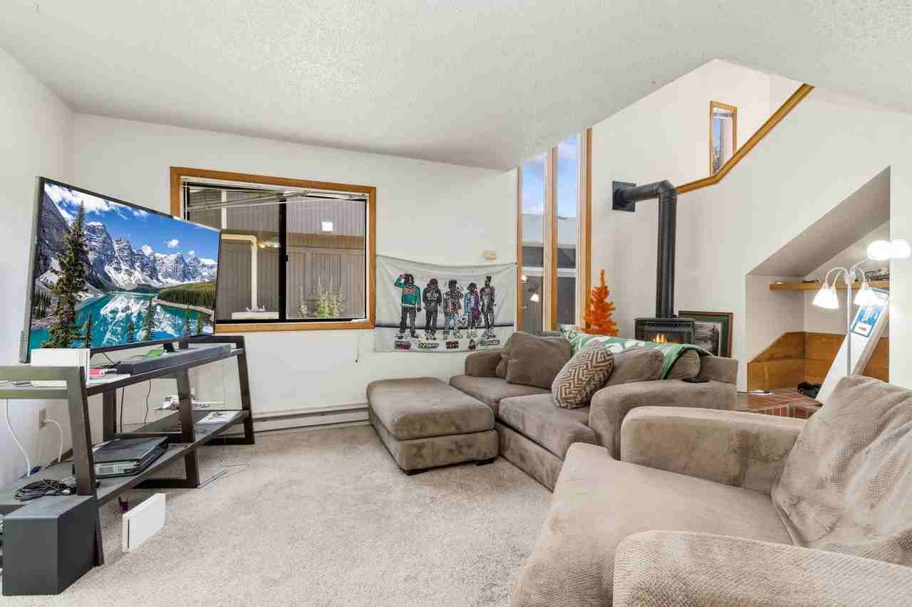 512 Strachan Dr - Photo 5 of 17