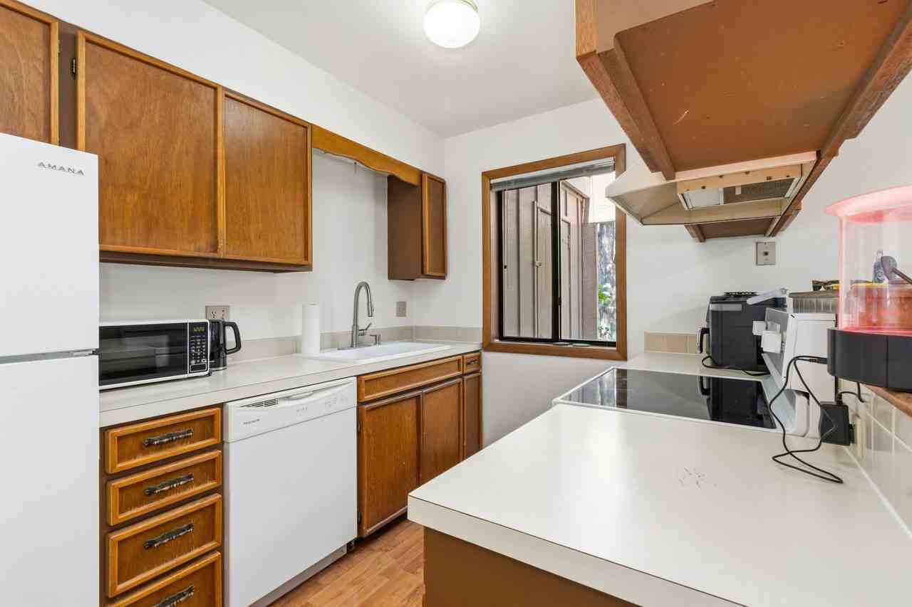 512 Strachan Dr - Photo 7 of 17