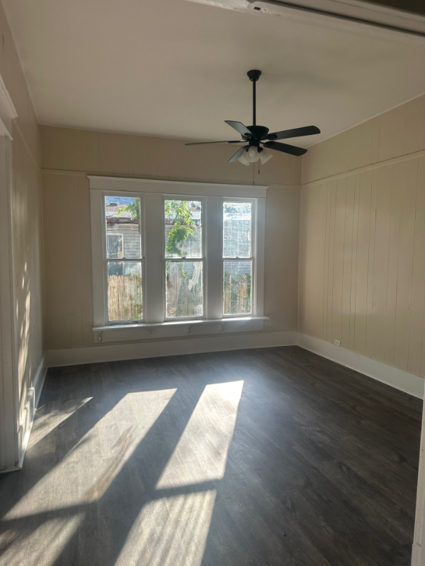 802 E Limestone Ave - Photo 5 of 9