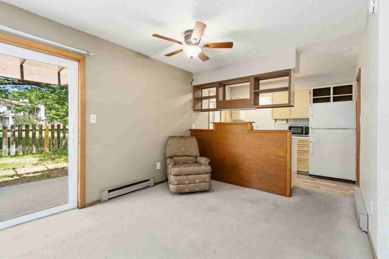 514 Strachan Dr - Photo 3 of 19
