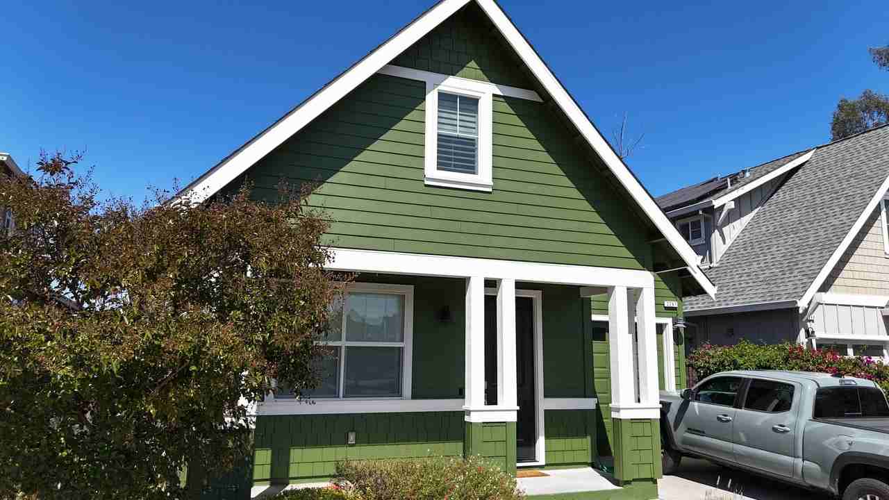 2267 Orleans St - Photo 2 of 3