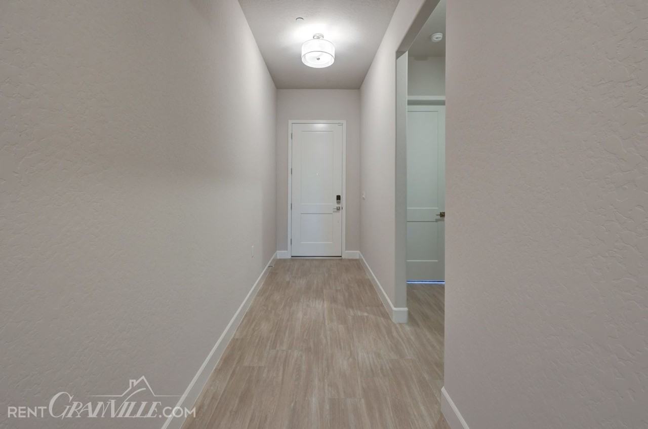1316 E Santa Ana Ave - Photo 2 of 13