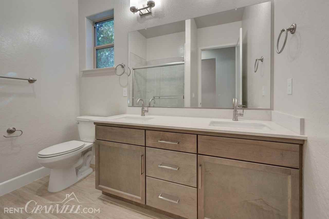 1316 E Santa Ana Ave - Photo 3 of 13