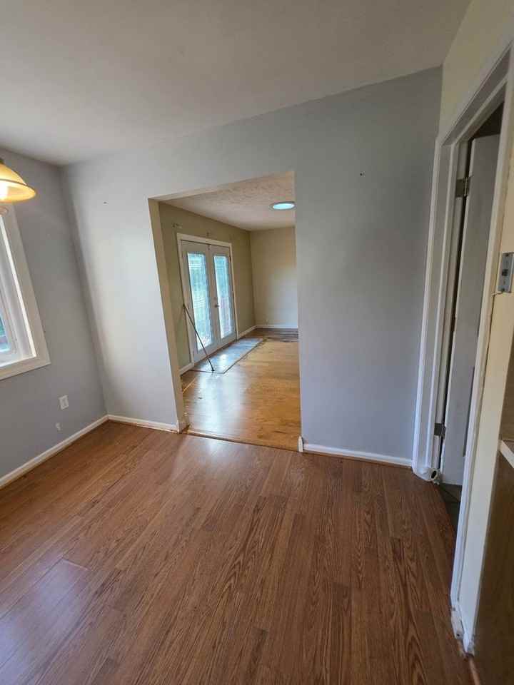 903 N State Rd - Photo 5 of 28