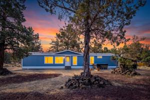 featured image of 4451 Nw 52nd St