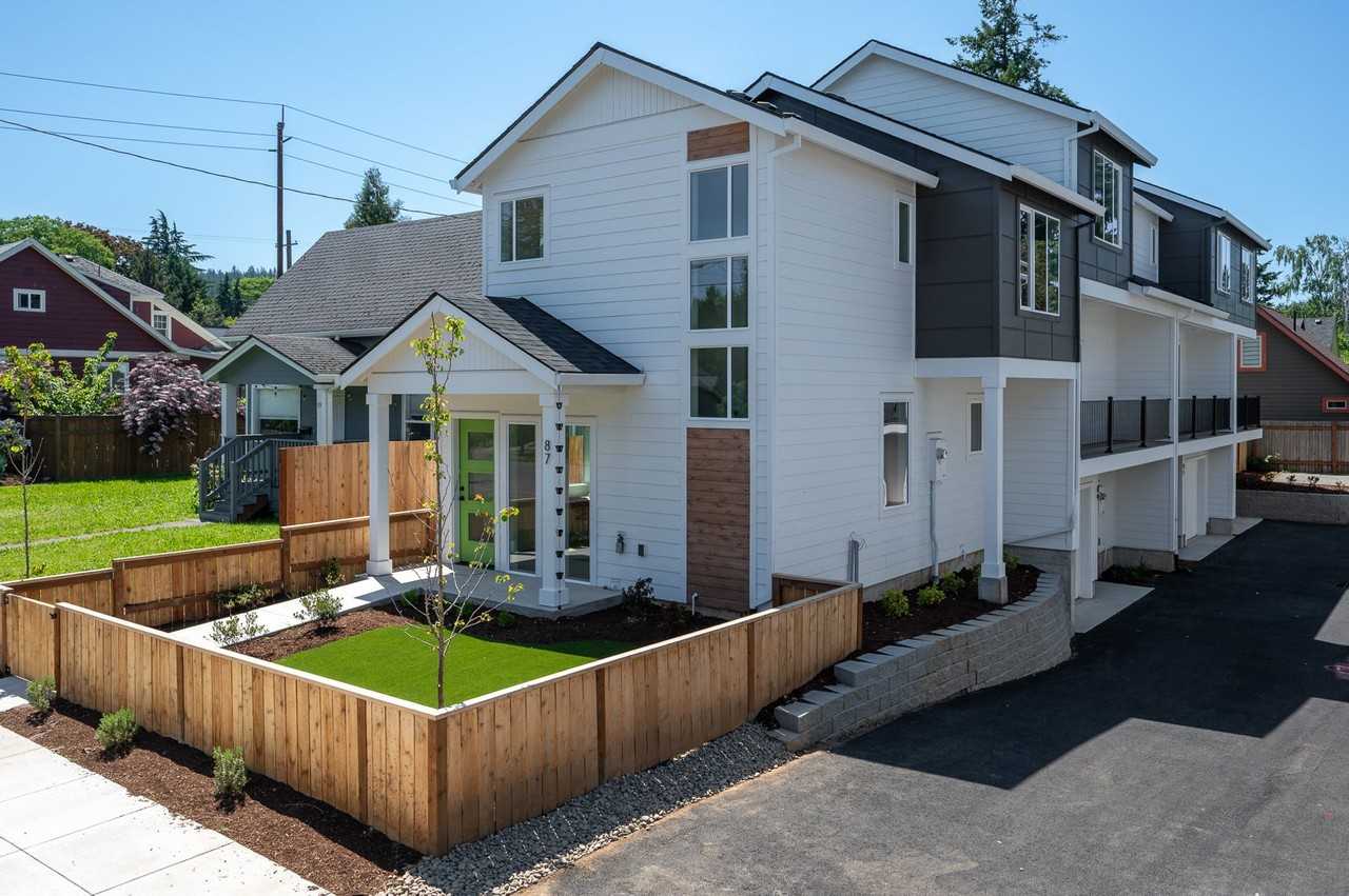 37 Ne 78th Ave #89 - Photo 3 of 50