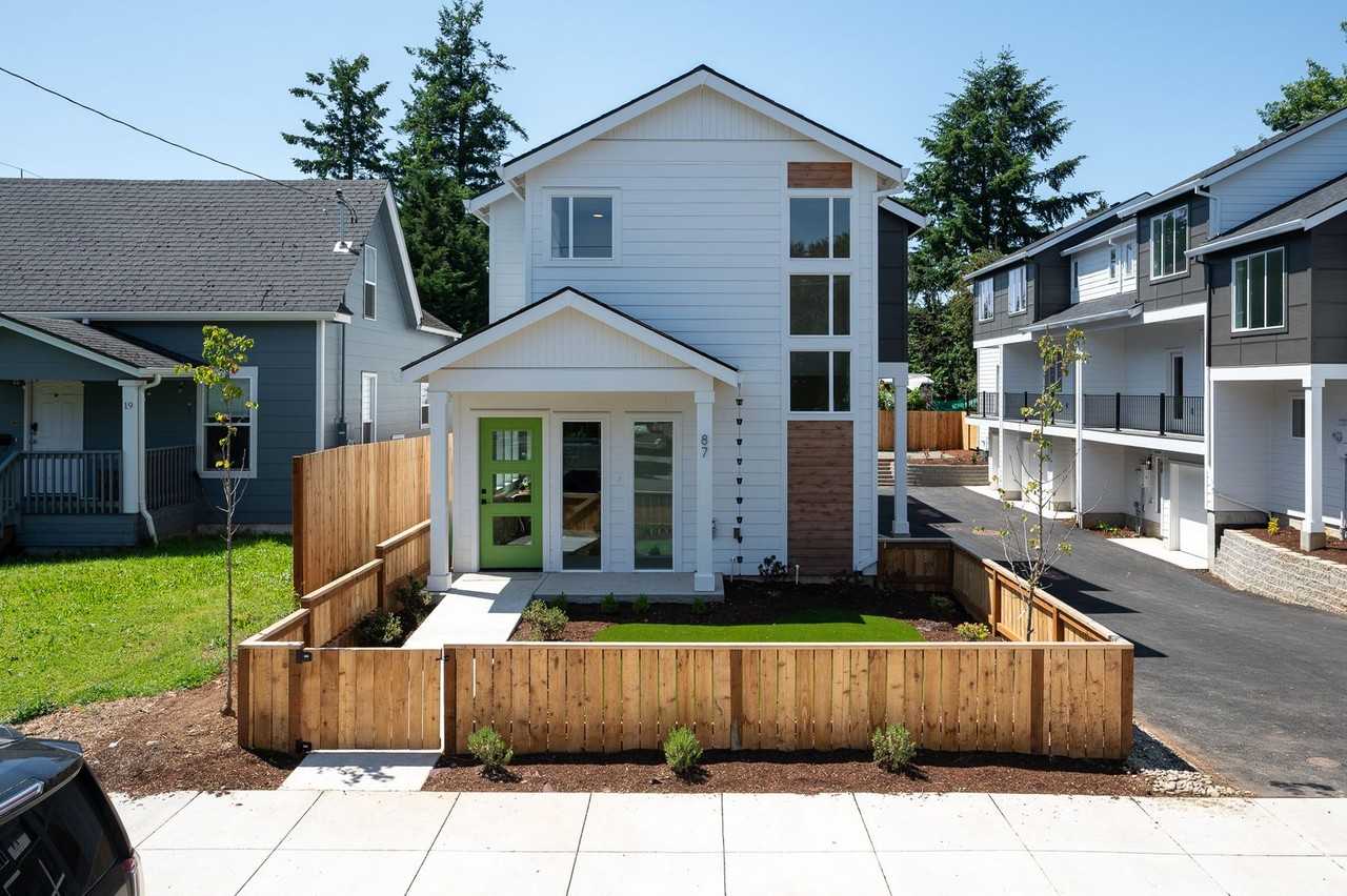 37 Ne 78th Ave #89 - Photo 4 of 50
