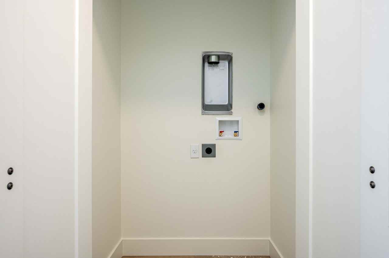 37 Ne 78th Ave #89 - Photo 7 of 50