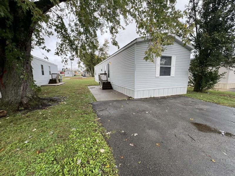 115 Plum St - Photo 2 of 10