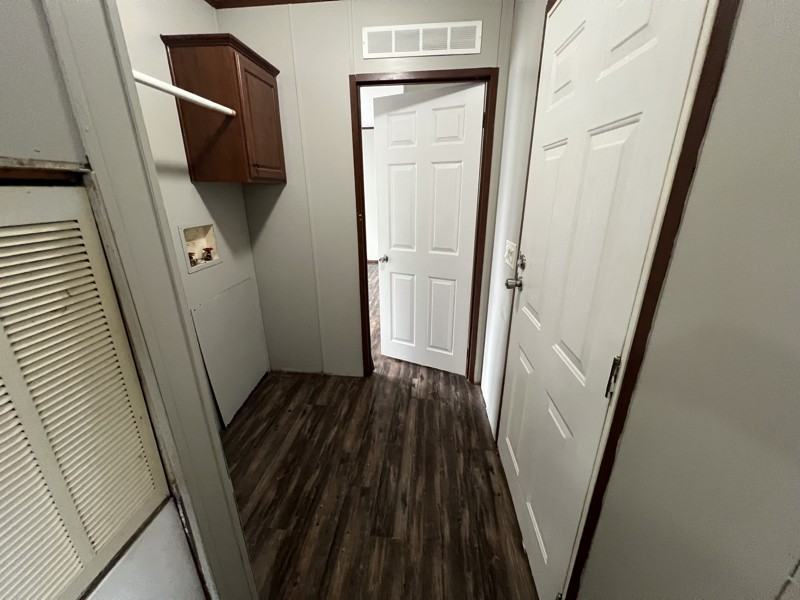 115 Plum St - Photo 5 of 10