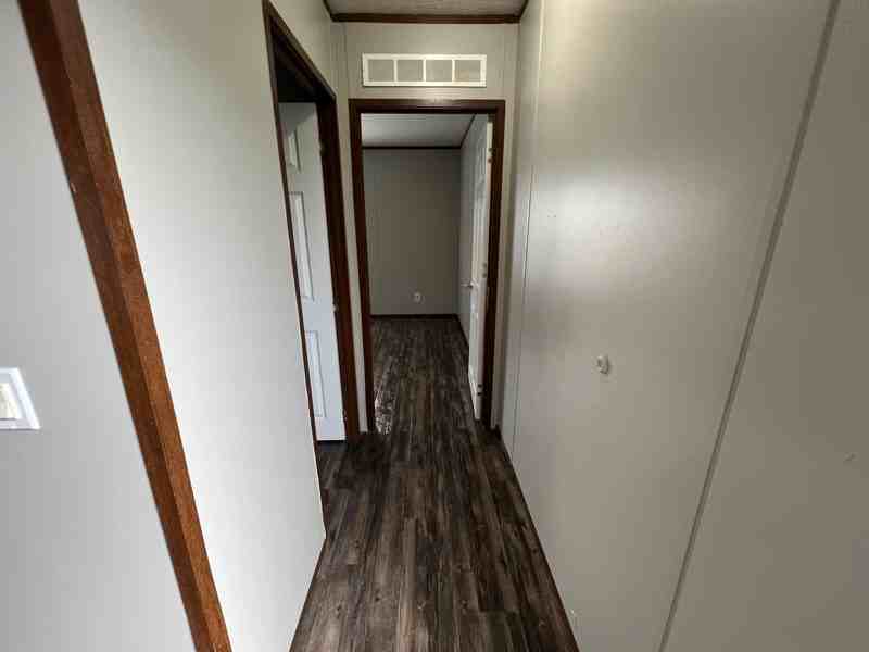 115 Plum St - Photo 6 of 10